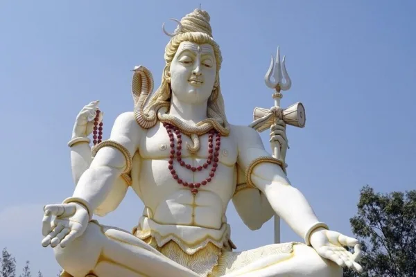 சிவராத்திரியில் எந்த 3 ராசிகளுக்கு பணம் கொட்டும் பாருங்க!