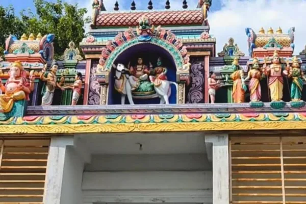 HT Temple SPL: 'நன்றாகப் பேச்சு வர வேண்டும்'சீர்காழியில் உள்ள ஓசை கொடுத்த நாயகியை வழிபடுங்கள்!