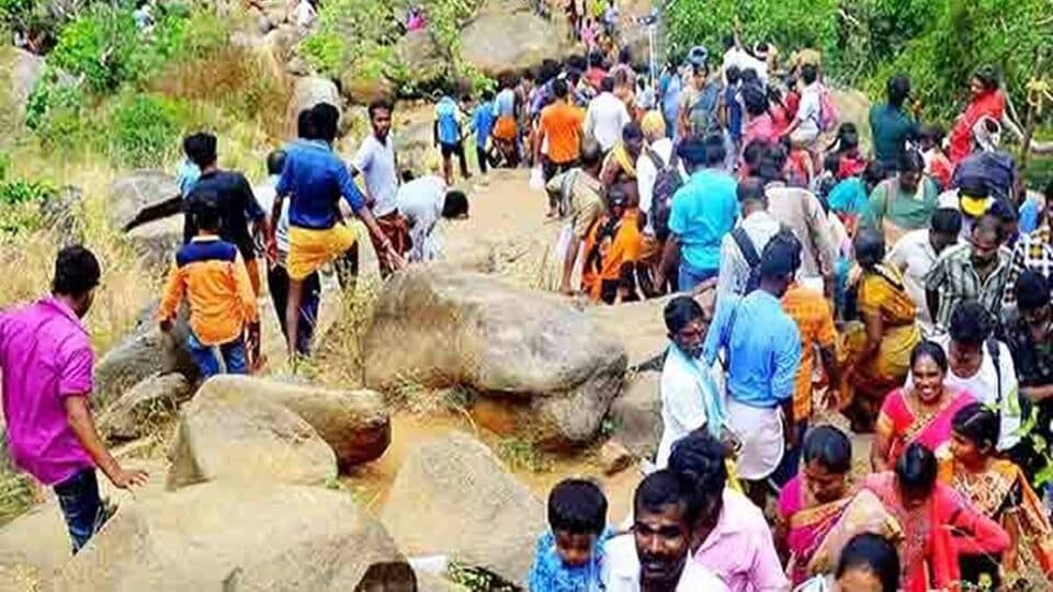 Sathuragiri Hills: மீண்டும் அனுமதி.. பக்தர்களே சதுரகிரி மலையேற ரெடியா? - கட்டுப்பாடுகள் என்னென்ன தெரியுமா?