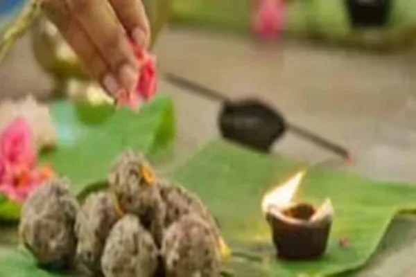 Mouni Amavasya : பித்ரு தோஷத்தைப் போக்க உதவும் மௌனி அமாவாசை.. இந்த நாளில் நீங்கள் செய்ய வேண்டியது இதுதான்!