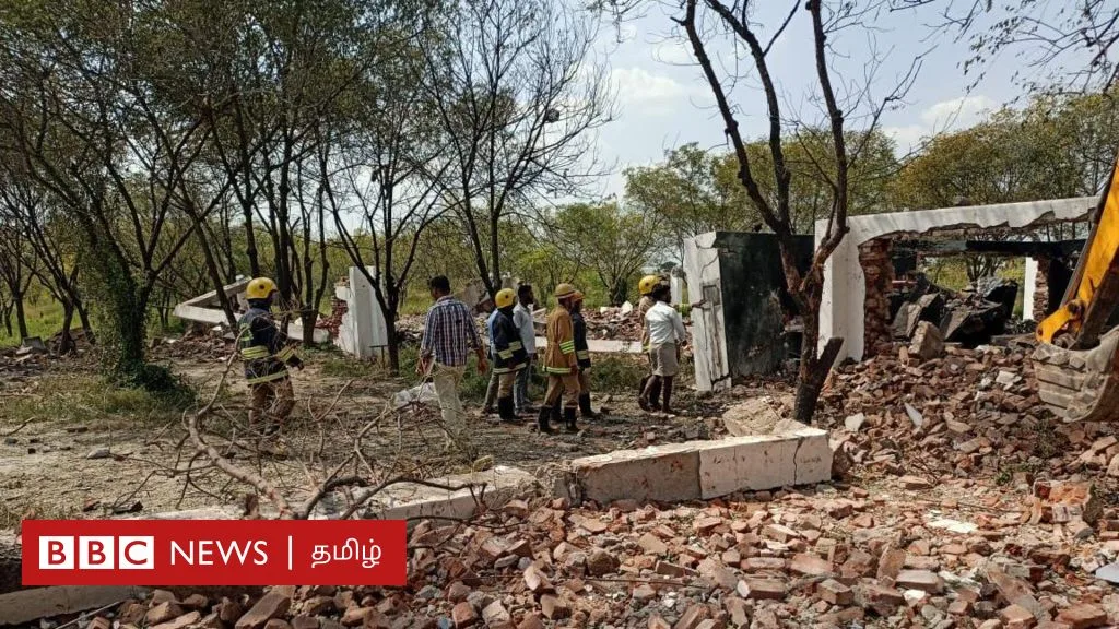 சிவகாசி அருகே பட்டாசு ஆலை விபத்தில் 10 பேர் பலி – வாணவேடிக்கை தயாரிக்கும் இடத்தில் என்ன நடந்தது?