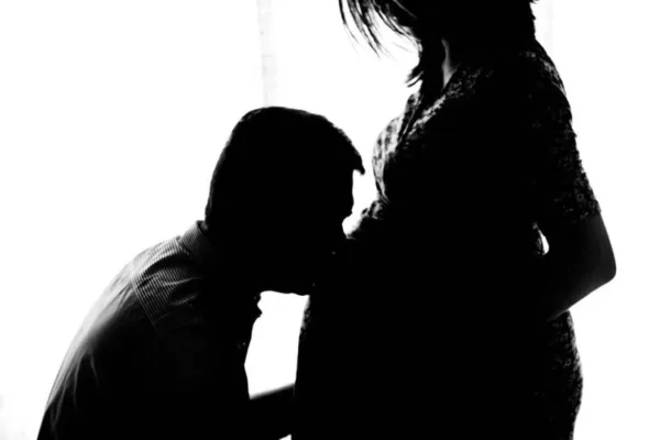 Spirituality: உங்க மனைவி கர்ப்பமா இருக்காங்களா? - கணவர் இந்த தவறுகளை மட்டும் மறந்தும் செய்யவே கூடாது!