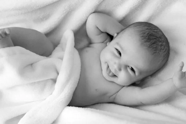 Guru Peyarchi Palangal 2024: குரு பெயர்ச்சி 2024: குழந்தை பாக்கியம் பெறப் போகும் ராசிக்காரர்கள் யார் யார் என பாருங்க!